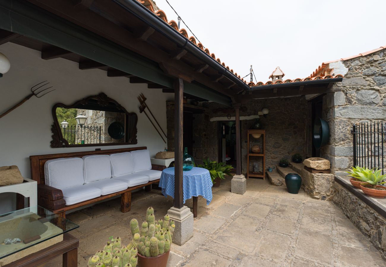 Casa en Teror - Beautiful Rural Home - BBQ - Garden - Parking