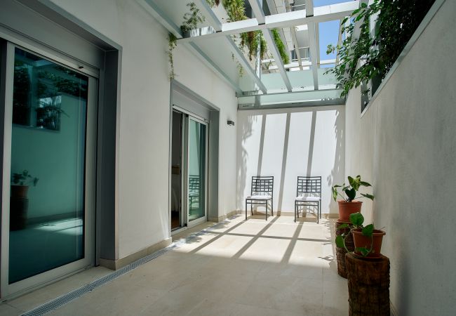 Apartamento en Las Palmas de Gran Canaria - Loft - Terraza y Parking privado - Piscina - Playa Apartamento en Las Palmas de Gran Canaria - Loft - Terraza y Parking privado - Piscina - Playa