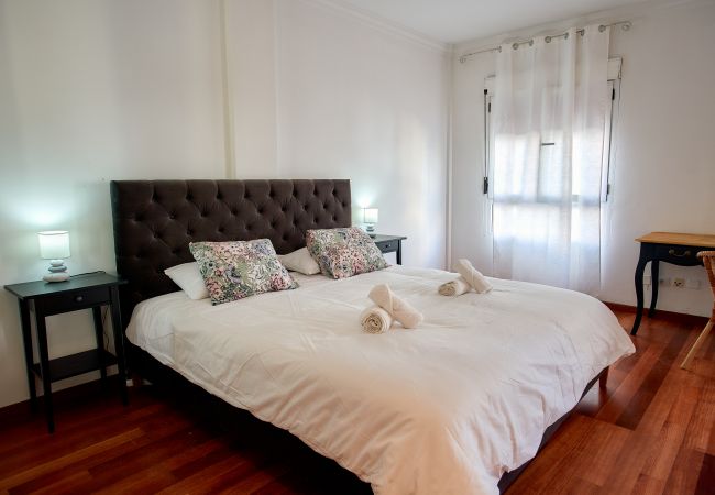 Apartamento en Las Palmas de Gran Canaria - Premium 3BR Flat at Las Canteras Beach - Jacuzzi - Apartamento en Las Palmas de Gran Canaria - Premium 3BR Flat at Las Canteras Beach - Jacuzzi -