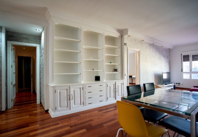 Apartamento en Las Palmas de Gran Canaria - Premium 3BR Flat at Las Canteras Beach - Jacuzzi - Apartamento en Las Palmas de Gran Canaria - Premium 3BR Flat at Las Canteras Beach - Jacuzzi -