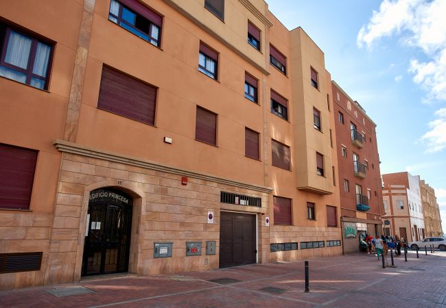 Apartamento en Las Palmas de Gran Canaria - Premium 3BR Flat at Las Canteras Beach - Jacuzzi - Apartamento en Las Palmas de Gran Canaria - Premium 3BR Flat at Las Canteras Beach - Jacuzzi -
