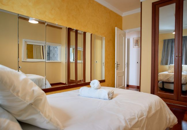 Apartamento en Las Palmas de Gran Canaria - Premium 3BR Flat at Las Canteras Beach - Jacuzzi - Apartamento en Las Palmas de Gran Canaria - Premium 3BR Flat at Las Canteras Beach - Jacuzzi -