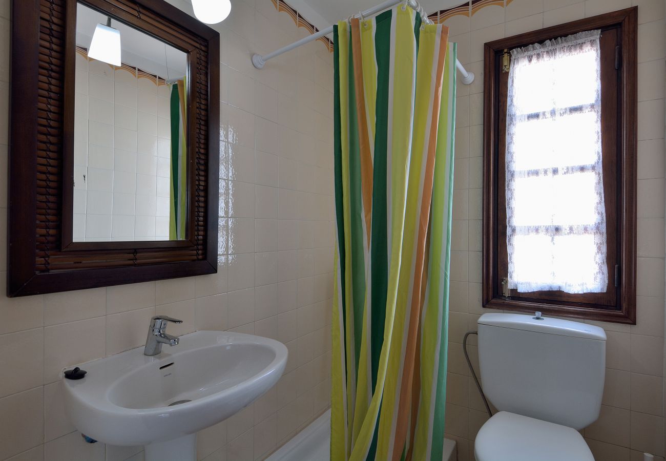 Villa en Puerto del Carmen - 3BR Beach House - Solarium & Shower Terrace Villa en Puerto del Carmen - 3BR Beach House - Solarium & Shower Terrace