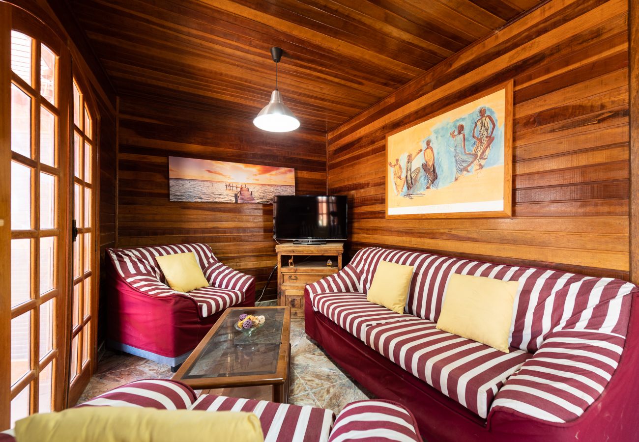 Casa en San Bartolomé de Tirajana - Camping Cabin - Private Solarium & Pool - BBQ Casa en San Bartolomé de Tirajana - Camping Cabin - Private Solarium & Pool - BBQ