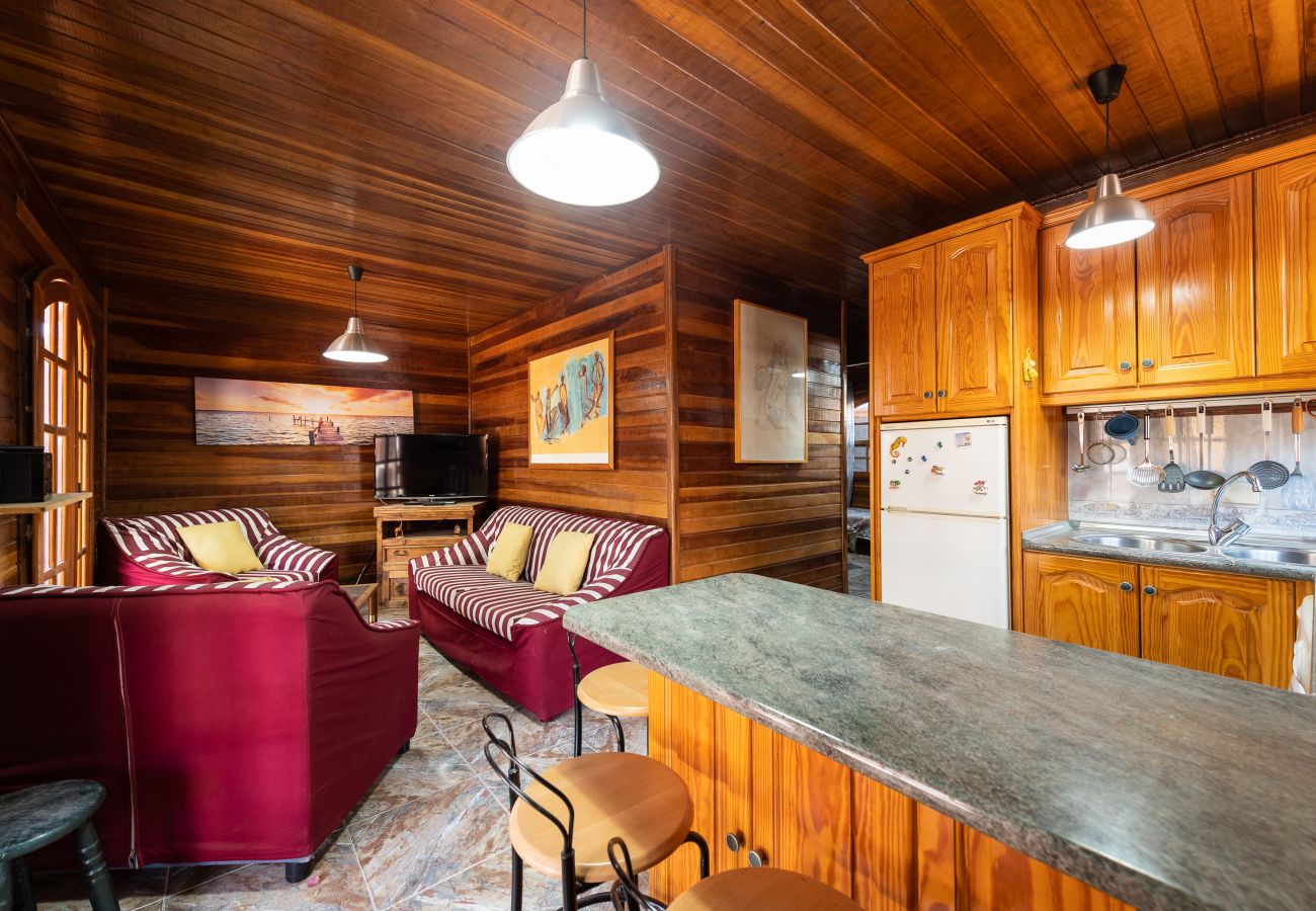 Casa en San Bartolomé de Tirajana - Camping Cabin - Private Solarium & Pool - BBQ Casa en San Bartolomé de Tirajana - Camping Cabin - Private Solarium & Pool - BBQ