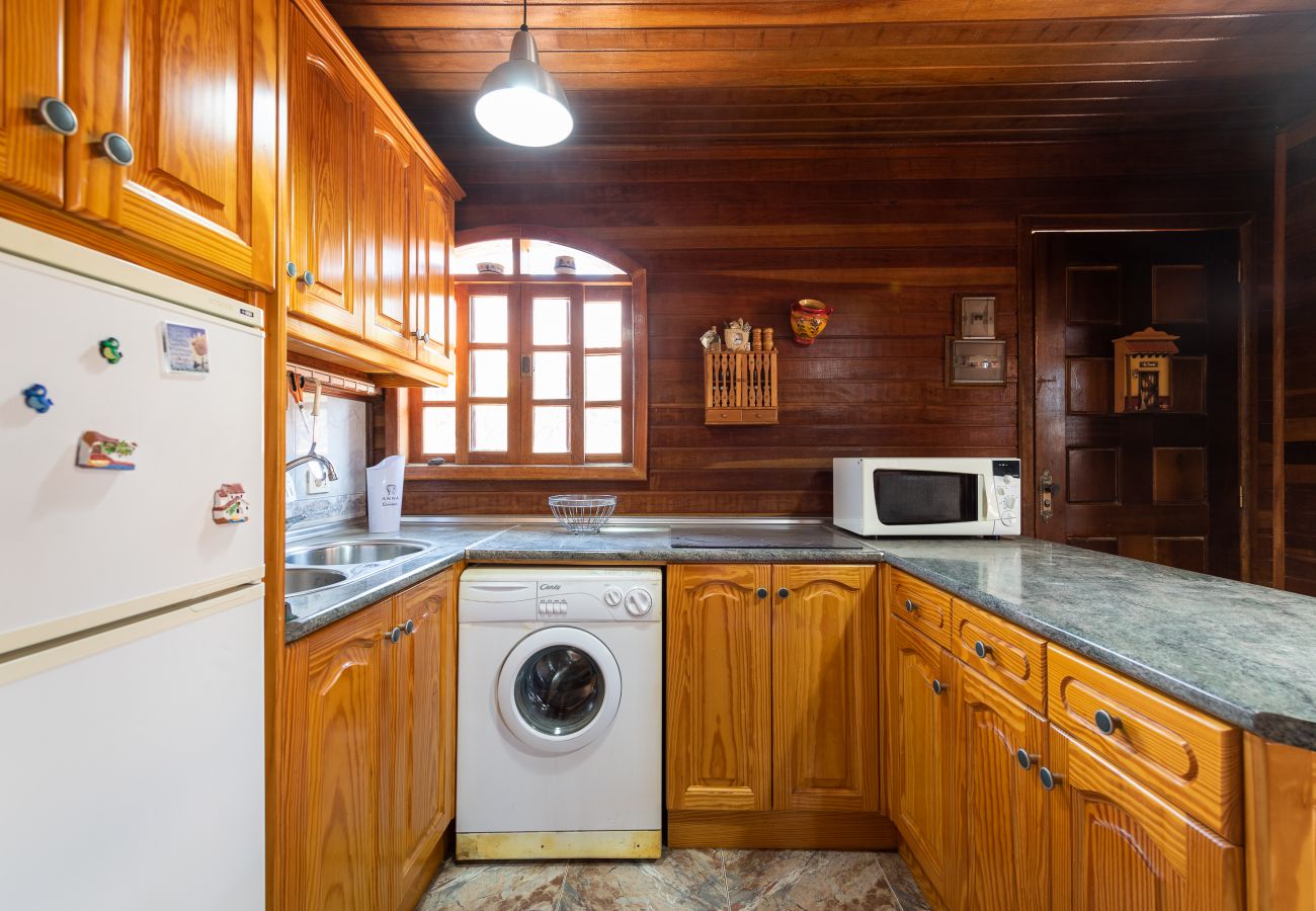 Casa en San Bartolomé de Tirajana - Camping Cabin - Private Solarium & Pool - BBQ Casa en San Bartolomé de Tirajana - Camping Cabin - Private Solarium & Pool - BBQ