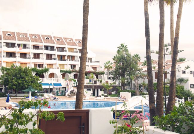 Bungalow en Adeje - 2 min Walk to Beach - Private Solarium Bungalow Bungalow en Adeje - 2 min Walk to Beach - Private Solarium Bungalow