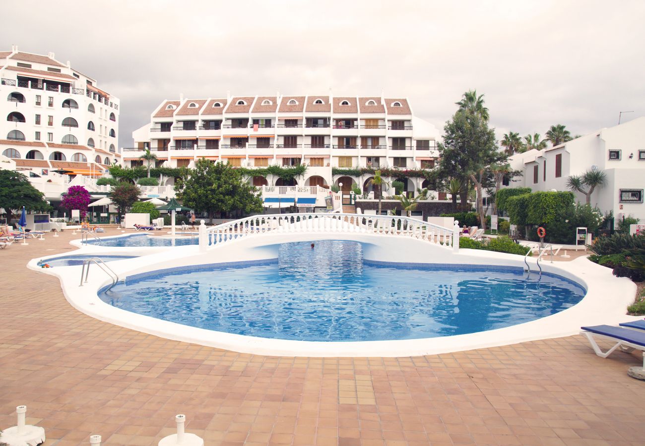 Bungalow en Adeje - 2 min Walk to Beach - Private Solarium Bungalow Bungalow en Adeje - 2 min Walk to Beach - Private Solarium Bungalow