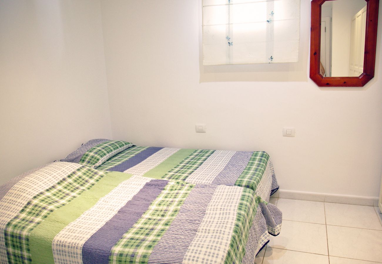Bungalow en Adeje - 2 min Walk to Beach - Private Solarium Bungalow Bungalow en Adeje - 2 min Walk to Beach - Private Solarium Bungalow