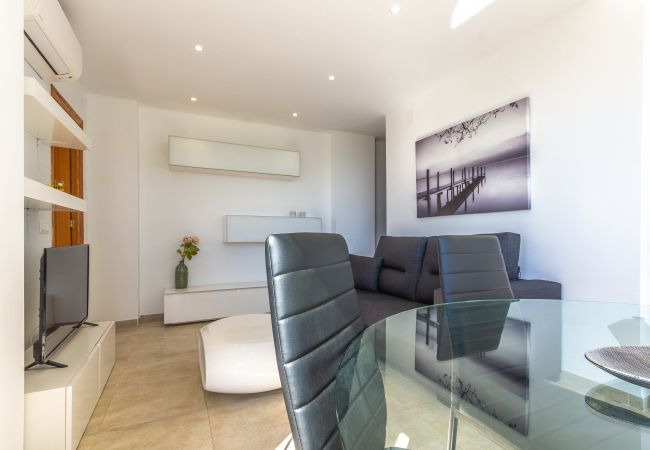 Apartamento en Benidorm - Amazing Benidorm Views 2BR Flat - Pool - Parking Apartamento en Benidorm - Amazing Benidorm Views 2BR Flat - Pool - Parking
