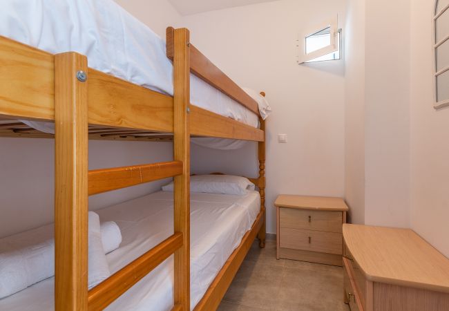 Apartamento en Benidorm - Amazing Benidorm Views 2BR Flat - Pool - Parking Apartamento en Benidorm - Amazing Benidorm Views 2BR Flat - Pool - Parking