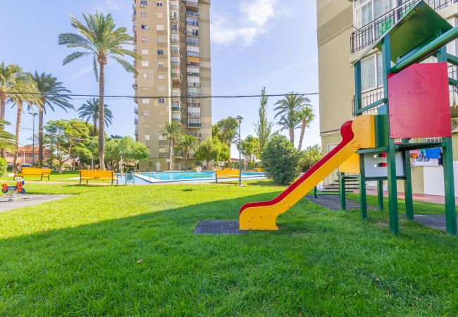 Apartamento en Benidorm - Amazing Benidorm Views 2BR Flat - Pool - Parking Apartamento en Benidorm - Amazing Benidorm Views 2BR Flat - Pool - Parking