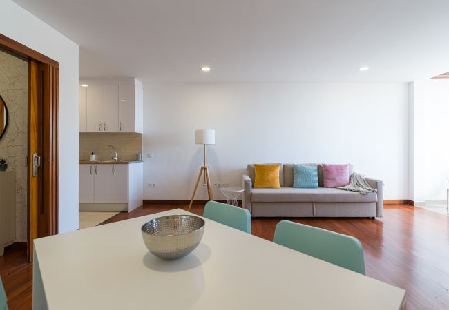 Apartamento en Las Palmas de Gran Canaria - Bright Townhouse - Views - 5 min walk to the Beach Apartamento en Las Palmas de Gran Canaria - Bright Townhouse - Views - 5 min walk to the Beach