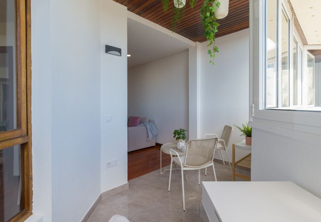 Apartamento en Las Palmas de Gran Canaria - Bright Townhouse - Views - 5 min walk to the Beach Apartamento en Las Palmas de Gran Canaria - Bright Townhouse - Views - 5 min walk to the Beach