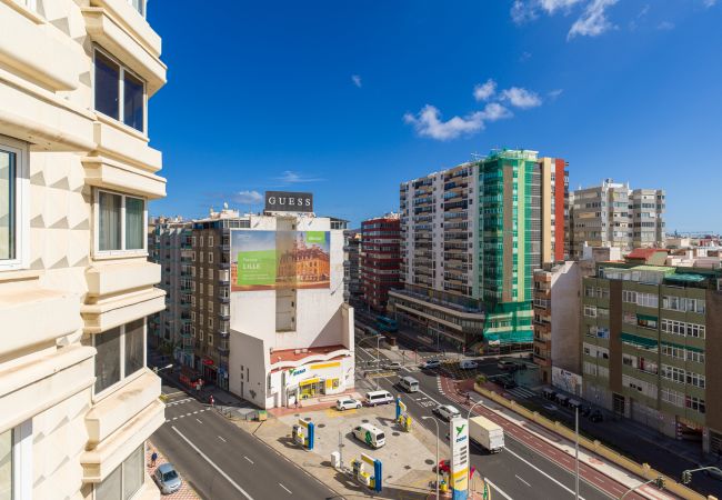 Apartamento en Las Palmas de Gran Canaria - Bright Townhouse - Views - 5 min walk to the Beach Apartamento en Las Palmas de Gran Canaria - Bright Townhouse - Views - 5 min walk to the Beach