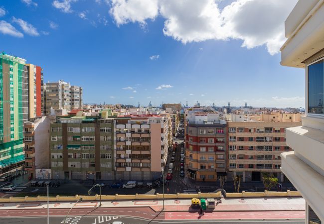 Apartamento en Las Palmas de Gran Canaria - Bright Townhouse - Views - 5 min walk to the Beach Apartamento en Las Palmas de Gran Canaria - Bright Townhouse - Views - 5 min walk to the Beach