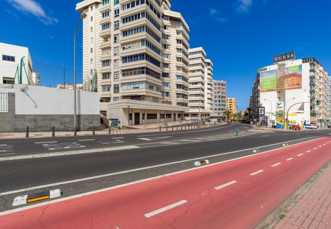 Apartamento en Las Palmas de Gran Canaria - Bright Townhouse - Views - 5 min walk to the Beach Apartamento en Las Palmas de Gran Canaria - Bright Townhouse - Views - 5 min walk to the Beach