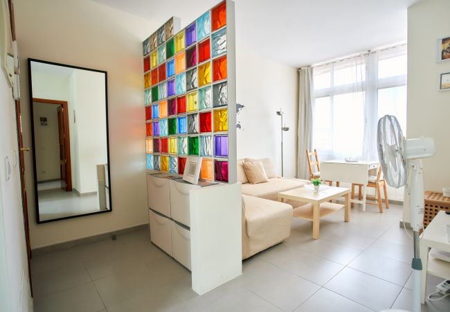 Apartamento en Las Palmas de Gran Canaria - Work & Pet friendly Urban Flat close to the Beach Apartamento en Las Palmas de Gran Canaria - Work & Pet friendly Urban Flat close to the Beach