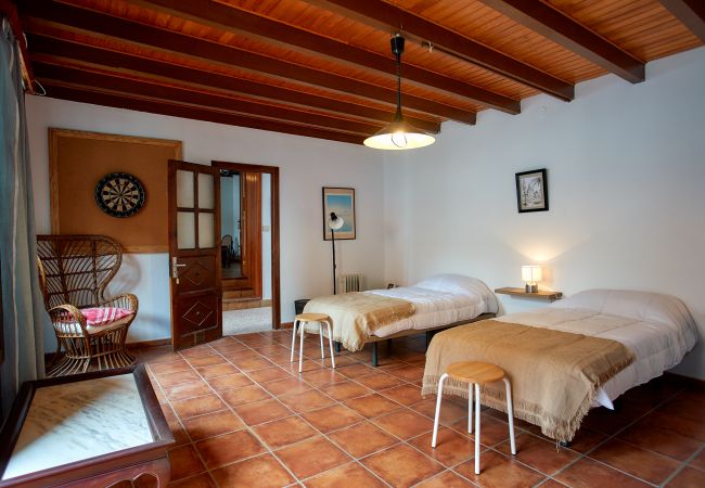 Casa en Vega de San Mateo - Canarian Rural 4BR Home with Terrace - Views - BBQ Casa en Vega de San Mateo - Canarian Rural 4BR Home with Terrace - Views - BBQ