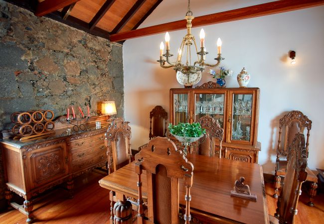 Casa en Vega de San Mateo - Canarian Rural 4BR Home with Terrace - Views - BBQ Casa en Vega de San Mateo - Canarian Rural 4BR Home with Terrace - Views - BBQ