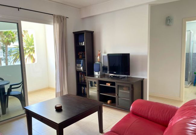 Apartamento en Agaete - 2BR Home - 3 min to Agaete Beach - Pool Apartamento en Agaete - 2BR Home - 3 min to Agaete Beach - Pool