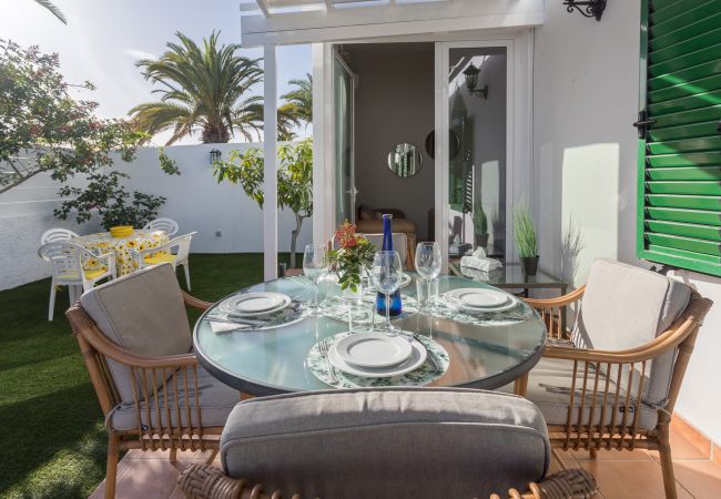 Bungalow en San Bartolomé de Tirajana - Luxury Bungalow - Private Terrace - Pool - AirCon Bungalow en San Bartolomé de Tirajana - Luxury Bungalow - Private Terrace - Pool - AirCon