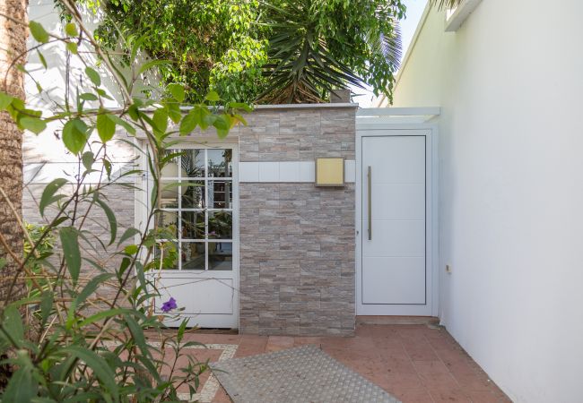 Bungalow en San Bartolomé de Tirajana - Luxury Bungalow - Private Terrace - Pool - AirCon Bungalow en San Bartolomé de Tirajana - Luxury Bungalow - Private Terrace - Pool - AirCon