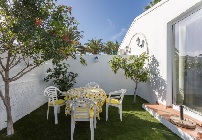 Bungalow en San Bartolomé de Tirajana - Luxury Bungalow - Private Terrace - Pool - AirCon Bungalow en San Bartolomé de Tirajana - Luxury Bungalow - Private Terrace - Pool - AirCon