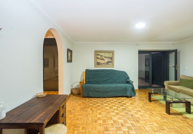 Casa adosada en Las Palmas de Gran Canaria - 2BR Penthouse with Terrace and City views Casa adosada en Las Palmas de Gran Canaria - 2BR Penthouse with Terrace and City views