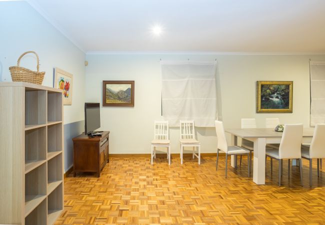 Casa adosada en Las Palmas de Gran Canaria - 2BR Penthouse with Terrace and City views Casa adosada en Las Palmas de Gran Canaria - 2BR Penthouse with Terrace and City views