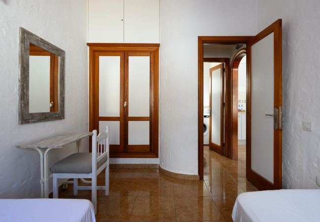 Apartamento en San Bartolomé de Tirajana - Private Chill-out Terrace Bungalow - Pool Apartamento en San Bartolomé de Tirajana - Private Chill-out Terrace Bungalow - Pool