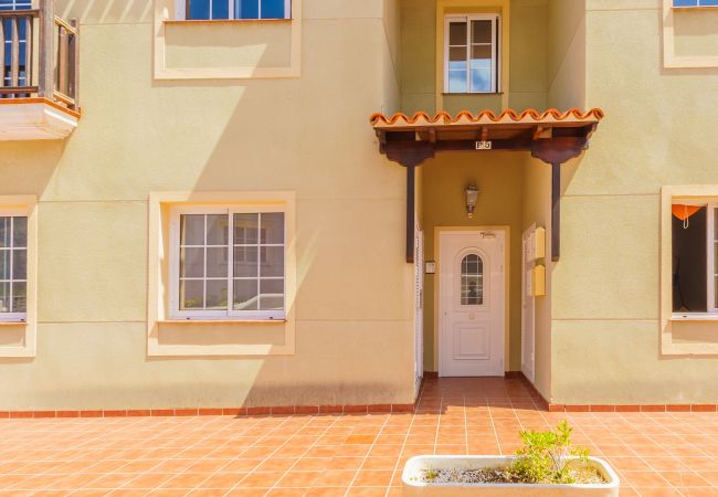 Casa en Buenavista del Norte - 2BR Home with Parking - Mountain Views Terrace Casa en Buenavista del Norte - 2BR Home with Parking - Mountain Views Terrace