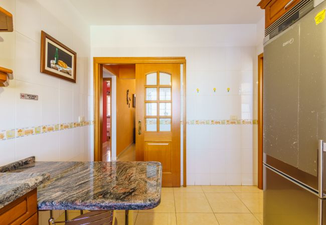 Casa en Buenavista del Norte - 2BR Home with Parking - Mountain Views Terrace Casa en Buenavista del Norte - 2BR Home with Parking - Mountain Views Terrace