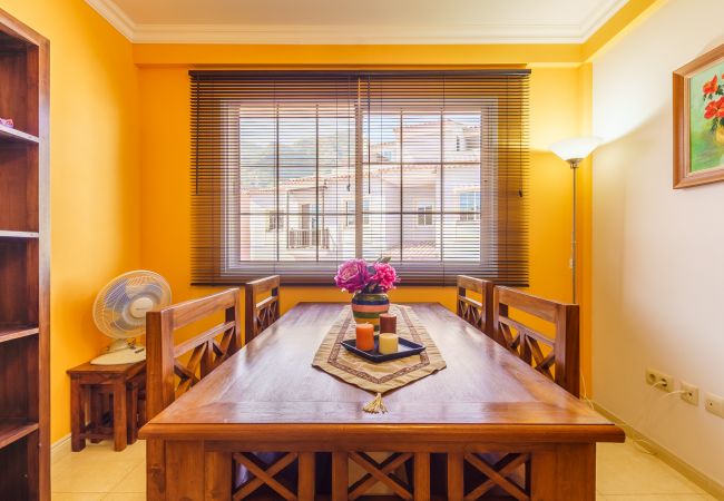 Casa en Buenavista del Norte - 2BR Home with Parking - Mountain Views Terrace Casa en Buenavista del Norte - 2BR Home with Parking - Mountain Views Terrace