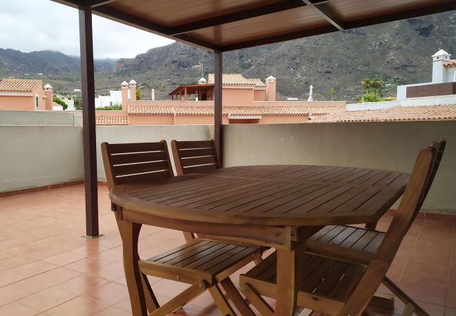 Casa en Buenavista del Norte - 2BR Home with Parking - Mountain Views Terrace Casa en Buenavista del Norte - 2BR Home with Parking - Mountain Views Terrace