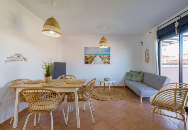 Apartamento en La Oliva - Private Terrace Majanicho Home -Garden & Pool Apartamento en La Oliva - Private Terrace Majanicho Home -Garden & Pool