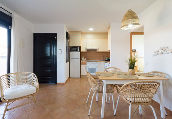 Apartamento en La Oliva - Private Terrace Majanicho Home -Garden & Pool Apartamento en La Oliva - Private Terrace Majanicho Home -Garden & Pool