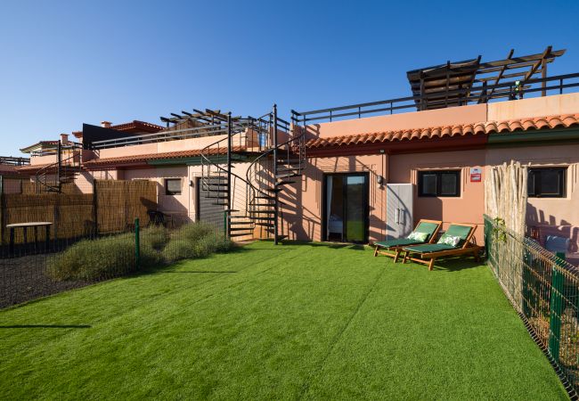 Apartamento en La Oliva - Private Terrace Majanicho Home -Garden & Pool Apartamento en La Oliva - Private Terrace Majanicho Home -Garden & Pool