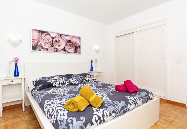 Apartamento en Costa Teguise - Casa Ayram - Private terrace - Pool - 10 min walk Apartamento en Costa Teguise - Casa Ayram - Private terrace - Pool - 10 min walk