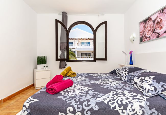 Apartamento en Costa Teguise - Casa Ayram - Private terrace - Pool - 10 min walk Apartamento en Costa Teguise - Casa Ayram - Private terrace - Pool - 10 min walk