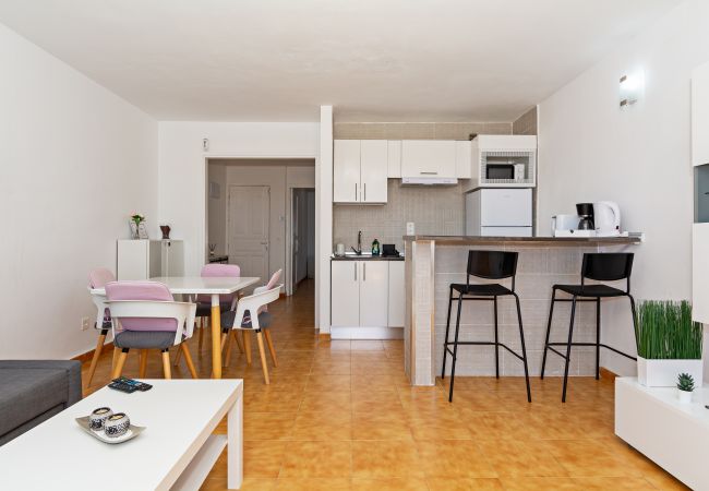 Apartamento en Costa Teguise - Casa Ayram - Private terrace - Pool - 10 min walk Apartamento en Costa Teguise - Casa Ayram - Private terrace - Pool - 10 min walk