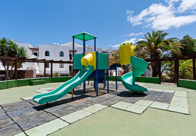 Apartamento en Costa Teguise - Casa Ayram - Private terrace - Pool - 10 min walk Apartamento en Costa Teguise - Casa Ayram - Private terrace - Pool - 10 min walk