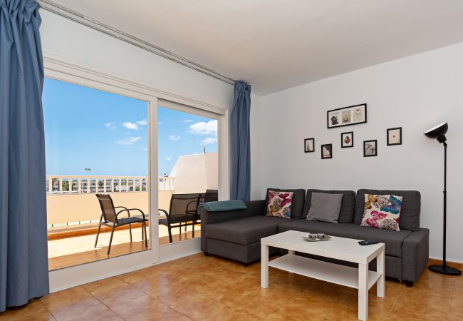 Apartamento en Costa Teguise - Casa Ayram - Private terrace - Pool - 10 min walk Apartamento en Costa Teguise - Casa Ayram - Private terrace - Pool - 10 min walk