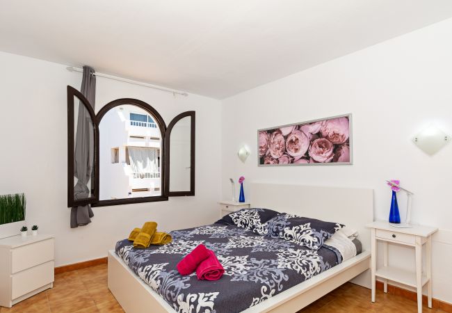 Apartamento en Costa Teguise - Casa Ayram - Private terrace - Pool - 10 min walk Apartamento en Costa Teguise - Casa Ayram - Private terrace - Pool - 10 min walk