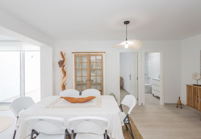 Casa en Telde - Sea Views Private Terrace 2BR House near the Beach Casa en Telde - Sea Views Private Terrace 2BR House near the Beach