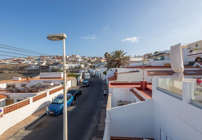 Casa en Telde - Sea Views Private Terrace 2BR House near the Beach Casa en Telde - Sea Views Private Terrace 2BR House near the Beach