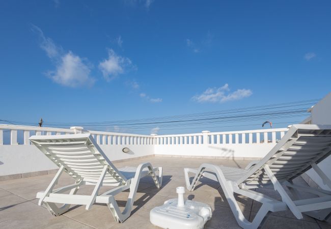 Casa en Telde - Sea Views Private Terrace 2BR House near the Beach Casa en Telde - Sea Views Private Terrace 2BR House near the Beach