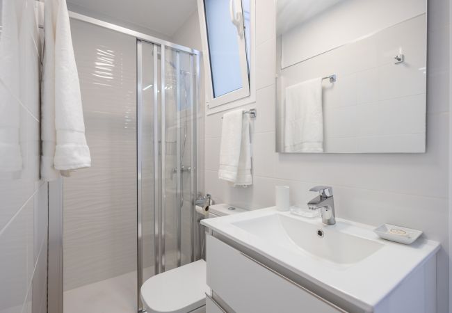 Casa en Telde - Sea Views Private Terrace 2BR House near the Beach Casa en Telde - Sea Views Private Terrace 2BR House near the Beach