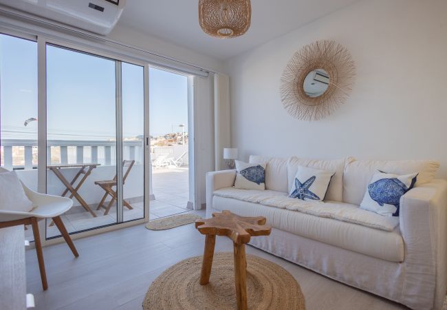 Casa en Telde - Sea Views Private Terrace 2BR House near the Beach Casa en Telde - Sea Views Private Terrace 2BR House near the Beach