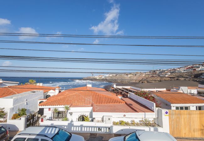 Casa en Telde - Sea Views Private Terrace 2BR House near the Beach Casa en Telde - Sea Views Private Terrace 2BR House near the Beach